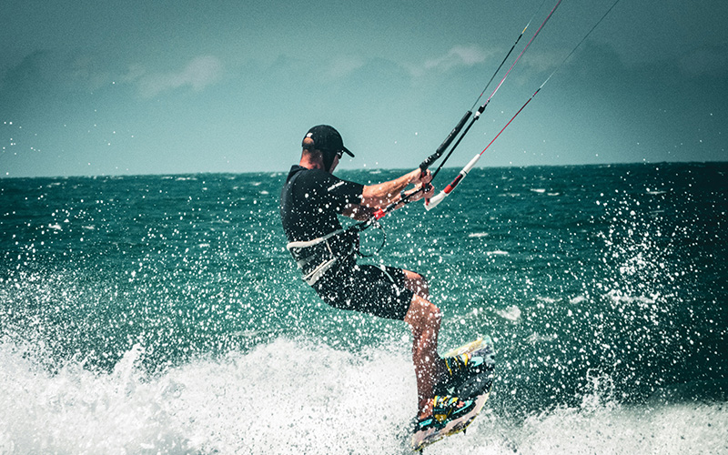 windsurfing